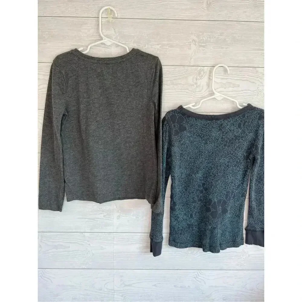 Girl’s Gap kids/Old Navy long sleeve tops Size Small (6-7)